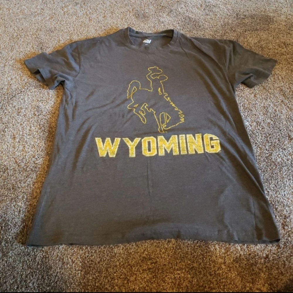 Wyoming cowboys tshirt